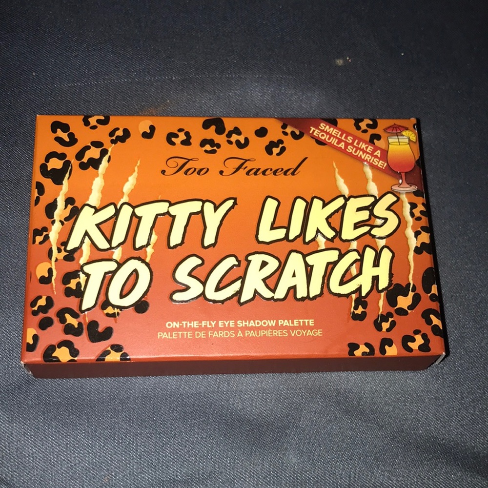 Too Faced “Kitty Likes To Scratch” on the fly eyeshadow pallet